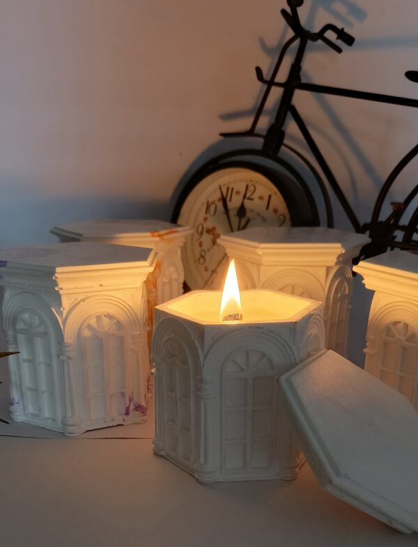 250g Scented Candle - Image 4